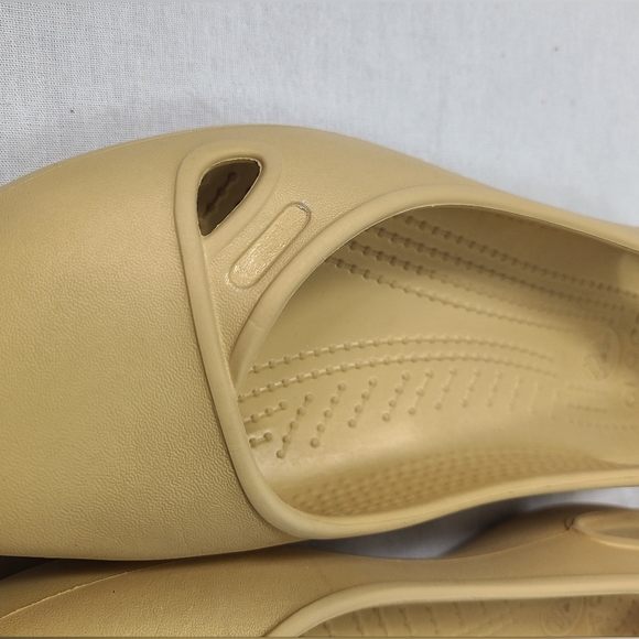 Crocs Olivia Gold Beige Croslite Slingback Jeweled Flats Women 7 - Picture 7 of 10